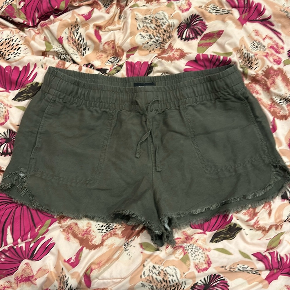 Express green tie shorts
